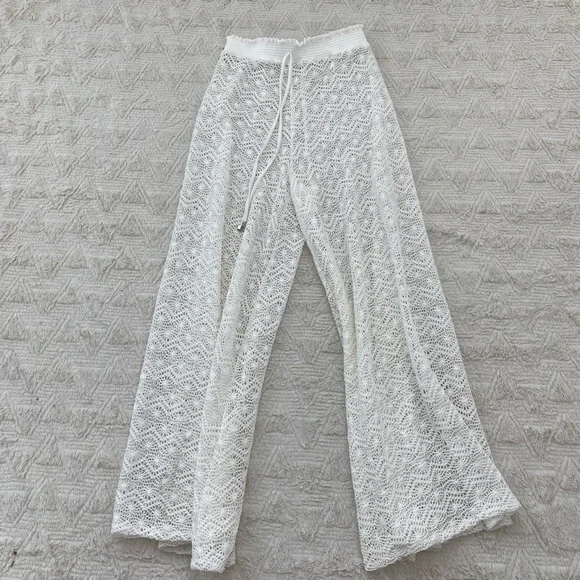 Worn twice PATBO white crochet beach pants - Picture 5 of 5